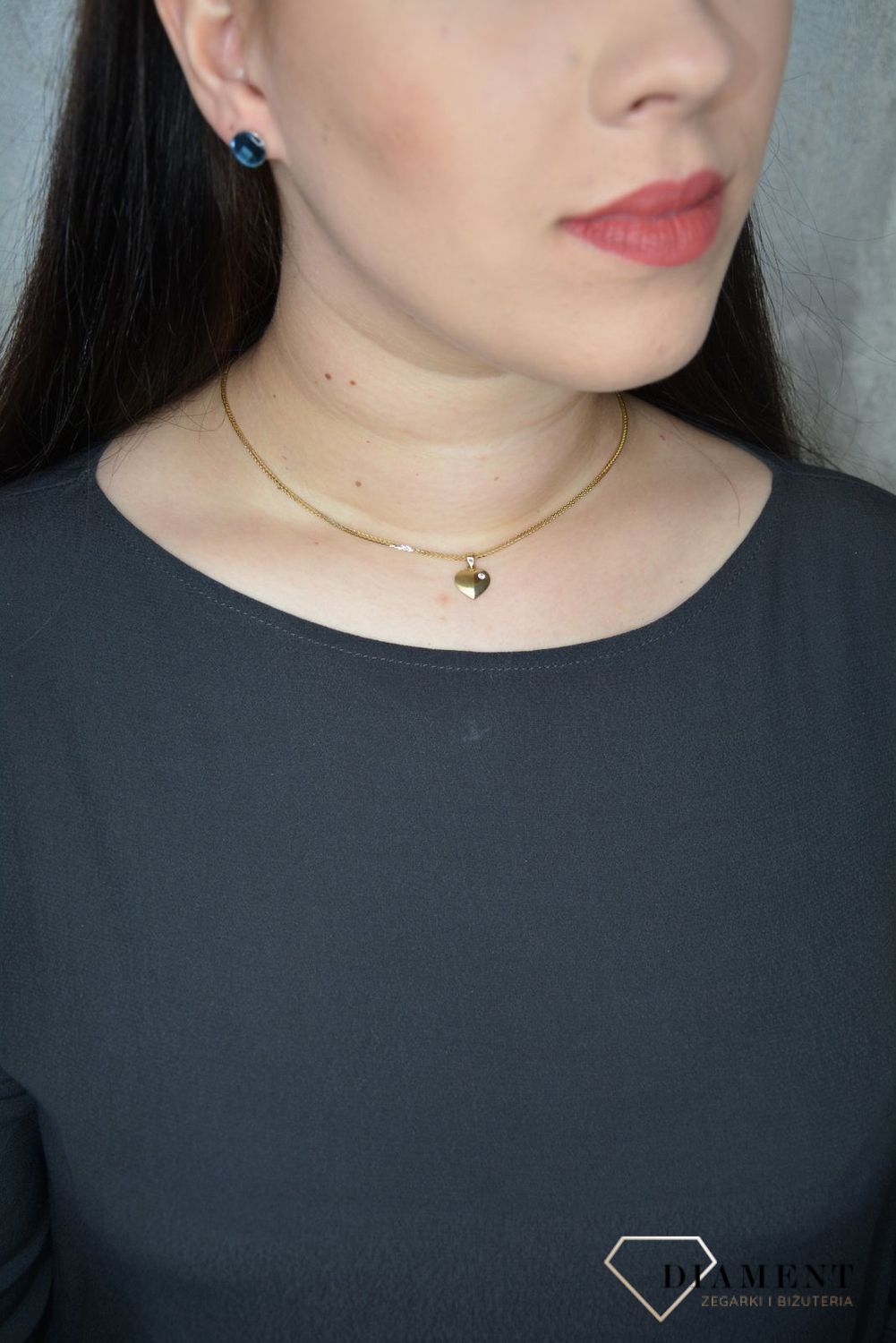 Złota zawieszka 333 małe serce z cyrkonią ZA 3653.jpg